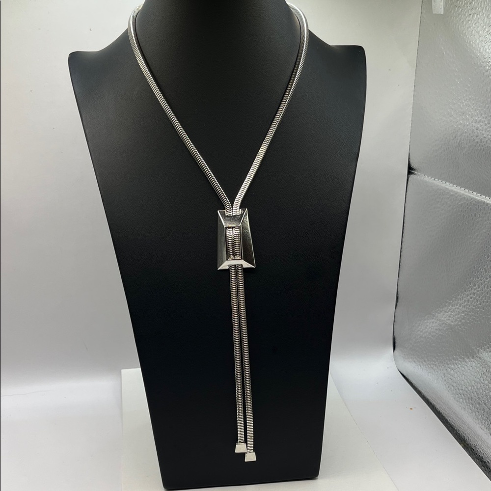 Vintage Crown Trifari Silver Tone Lariat Slide Necklace 30” Length